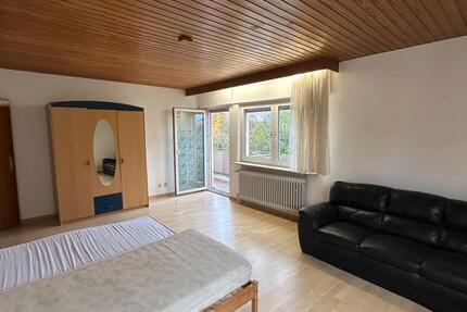 Helle 3-Zi-Wohnung in Weiskirchen (1. OG), Balkon, sofort frei! 3 zimmer