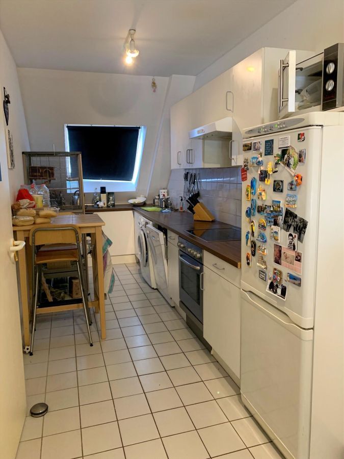 Provisionsfrei* Schöne Dachgeschossgewohnung mit großem sonnigen Balkon 2 zimmer