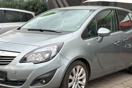 Opel Meriva 81.000 km 4.600 &euro; Mühlheim am main 63165