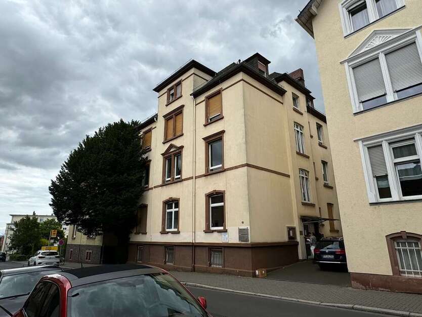 Haus zum Kaufen in Friedberg 1.000.000 € 450 m²