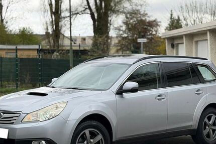 Subaru Outback 231.842 km 2.800 &euro; Frankfurt am Main 60313