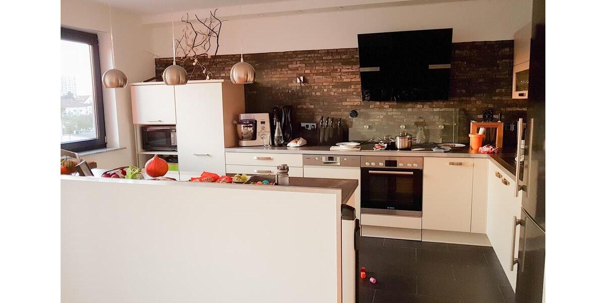 Maisonettenwohnung Frankfurt am Main Niederrad - 5 Zimmer, 157 m&sup2;, 2.400&euro; | Angebot:25777517