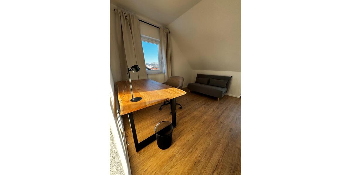 Dachgeschoßwohnung Aschaffenburg Damm - 2 Zimmer, 69 m&sup2;, 1.970&euro; | Angebot:24394583