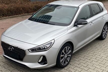 Hyundai i30 133.000 km 9.999 &euro; Frankfurt am Main 60389