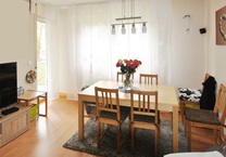 Frankfurt-Eschersheim: Charmante 3-Zimmer-Wohnung mit Balkon und Garage (optional!)