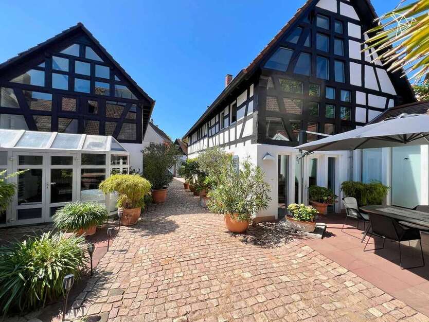 Haus zum Kaufen in Nauheim 1.399.000 € 320 m²