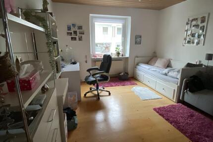 Wohnung Aschaffenburg Damm - 18 Zimmer, 90 m&sup2;, 350&euro; | Angebot:25271598