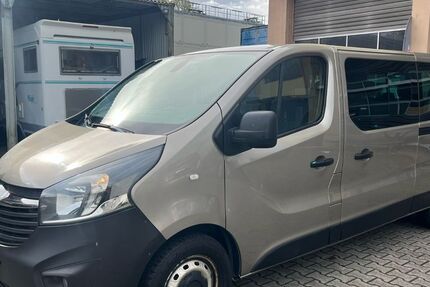 Opel Vivaro 310.000 km 8.990 € Frankfurt am Main 65933