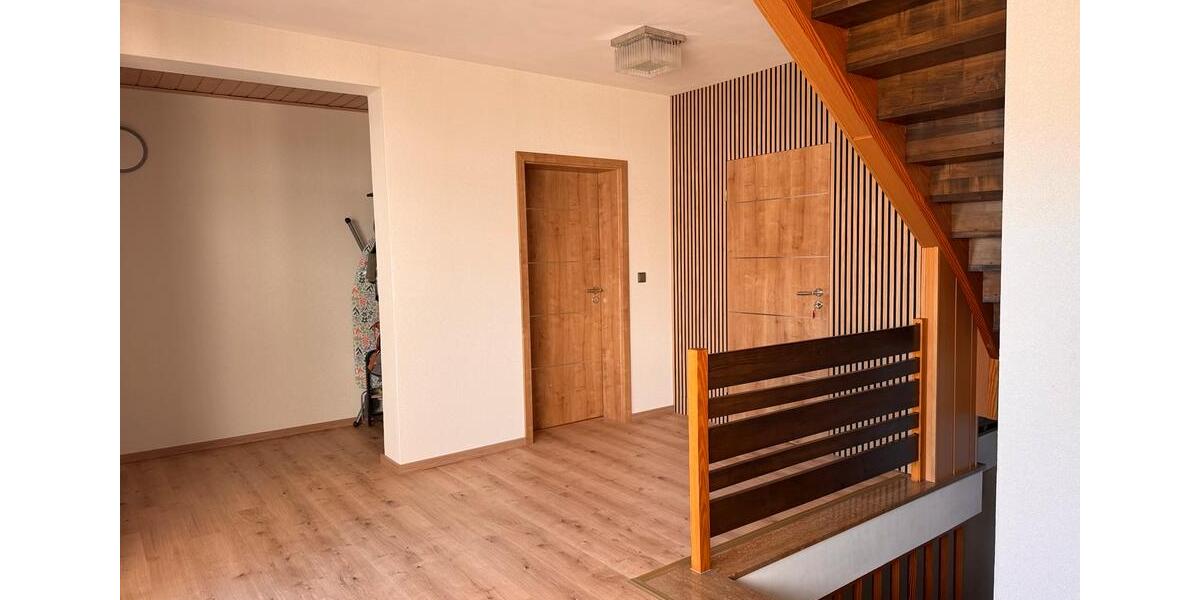 Mehrfamilienhaus, Wohnhaus Gründau - 8 Zimmer, 265 m&sup2;, 500.000&euro; | Angebot:26864149
