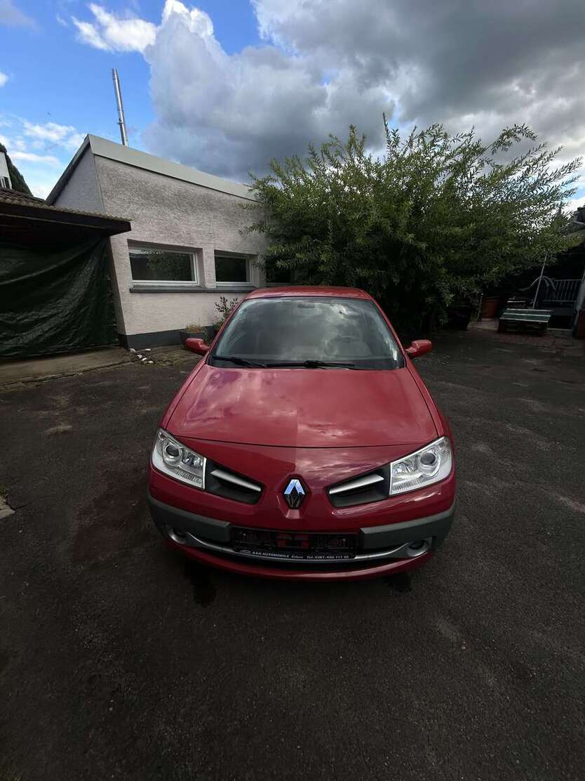 Renault Megane 131.800 km 2.500 € Rodgau 63110