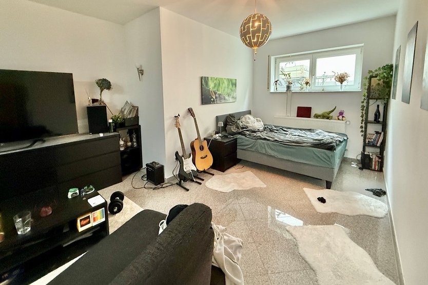 Exklusives 2-3-FH in Bestlage von Neu-Isenburg-Buchenbusch. Waldrandlage mit Traumgrundstück! 6 zimmer