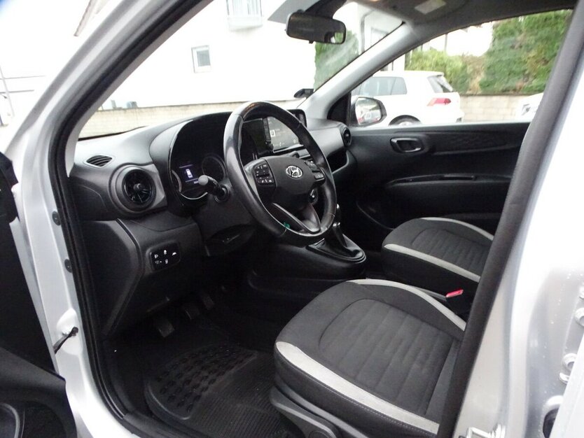 Hyundai i10 1,0l Edition 30 Klima, Spurhalteassistent, App 35.424 km 11.790 € Rodgau 63110