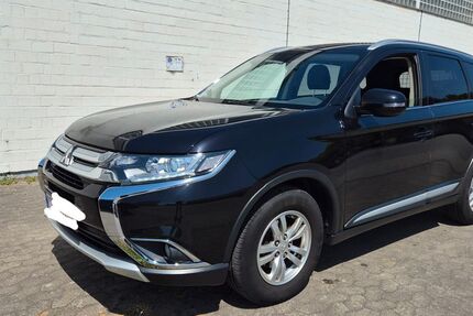 Mitsubishi Outlander 157.000 km 7.999 &euro; Kelkheim ( Taunus ) 65779