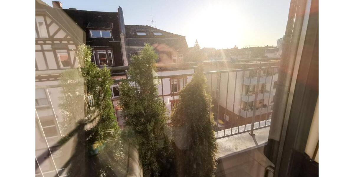 Maisonettenwohnung Frankfurt am Main Niederrad - 5 Zimmer, 157 m&sup2;, 2.400&euro; | Angebot:25777517