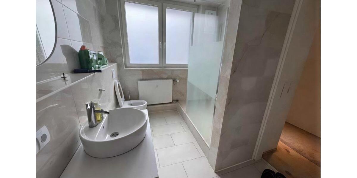Erdgeschoßwohnung Hanau - 3 Zimmer, 81 m&sup2;, 210.000&euro; | Angebot:26727370