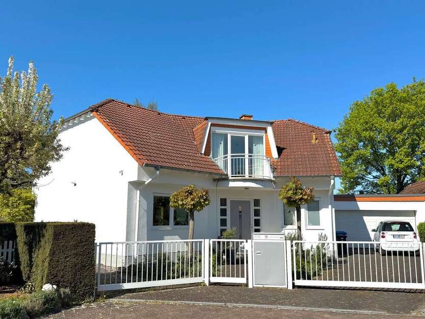 Haus zum Kaufen in Bad Homburg vor der Höhe 1.390.000 € 180 m²
