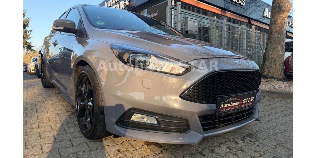 Ford Focus 98.600 km 15.790 &euro; Offenbach am Main 63071
