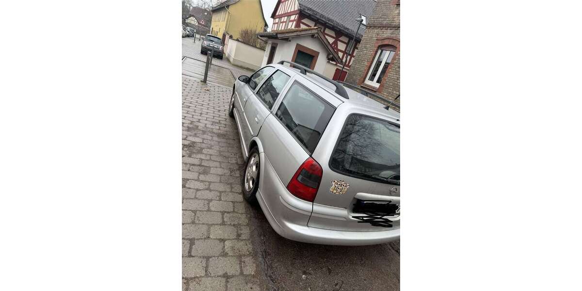 Opel Vectra 2.009 km 850 &euro; frankfurt 65929