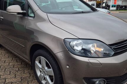 VW Golf 126.900 km 6.800 € Büdingen 63654