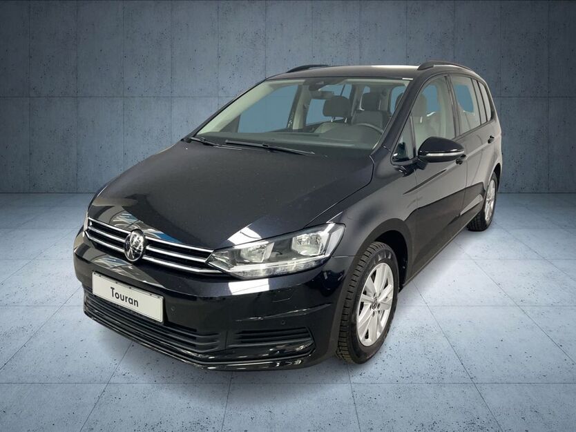 VW Touran 25.880 km 30.480 € Frankfurt am Main 60528