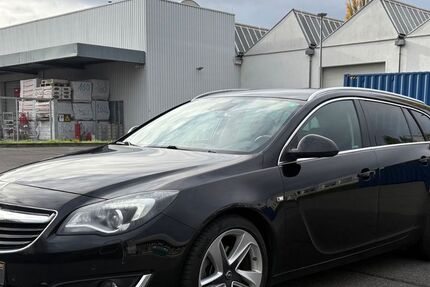 Opel Insignia 104.000 km 9.990 &euro; Frankfurt 60386