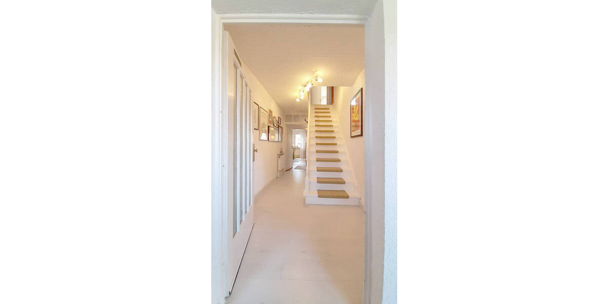 Mehrfamilienhaus, Wohnhaus Rödermark Urberach - 8 Zimmer, 171 m&sup2;, 1.600&euro; | Angebot:26376907