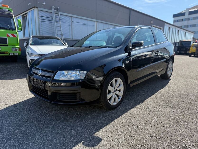 Fiat Stilo 198.000 km 999 € Rüsselsheim 65428