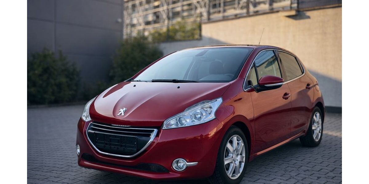 Peugeot 208 148.850 km 5.999 &euro; Kelkheim 65779