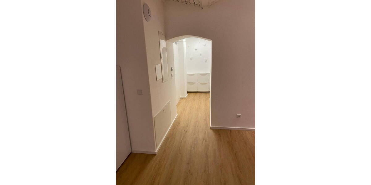 Etagenwohnung Darmstadt Bessungen - 2 Zimmer, 65 m&sup2;, 1.250&euro; | Angebot:26730928