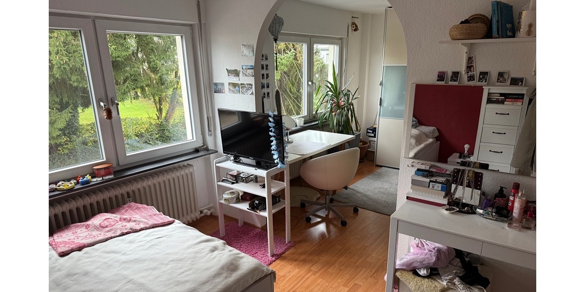 Hofheim: Familien aufgepasst!!Liebevoll gepflegte Doppelhaushälfte im Völkerviertel - Doppelhaushälfte Hofheim | Angebot:23406041