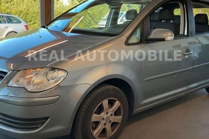 VW Touran 225.000 km 4.500 € Frankfurt am Main 65933