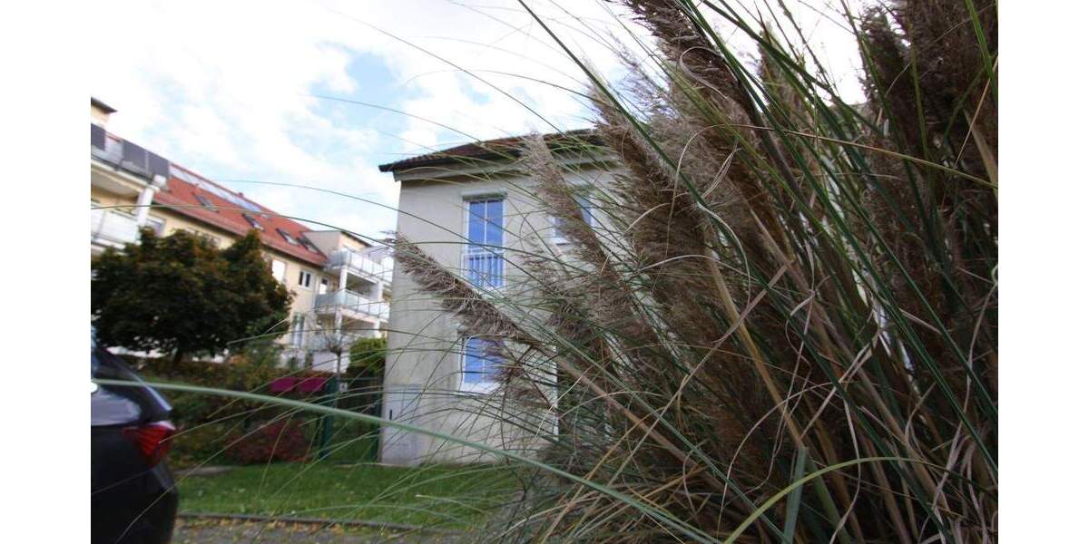 Frankfurt: Traumhaftes Reihenendhaus - bezugsfrei & bereit für Ihr neues Zuhause! 5 zimmer