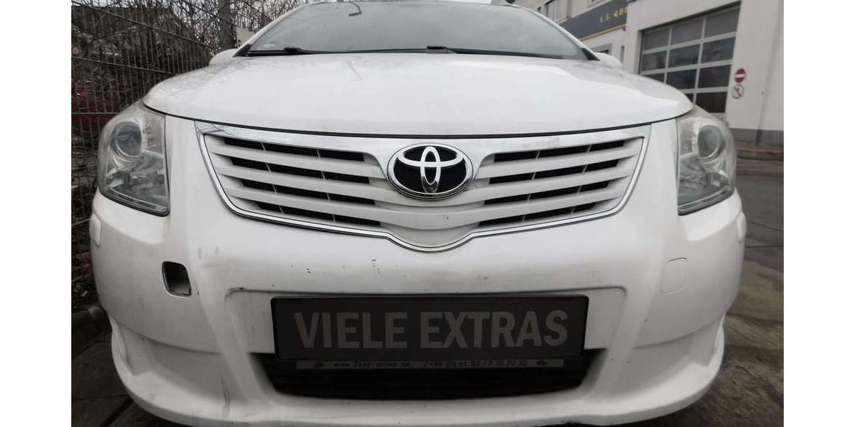 Toyota Avensis 107.000 km 7.490 &euro; Groß-Gerau 64521