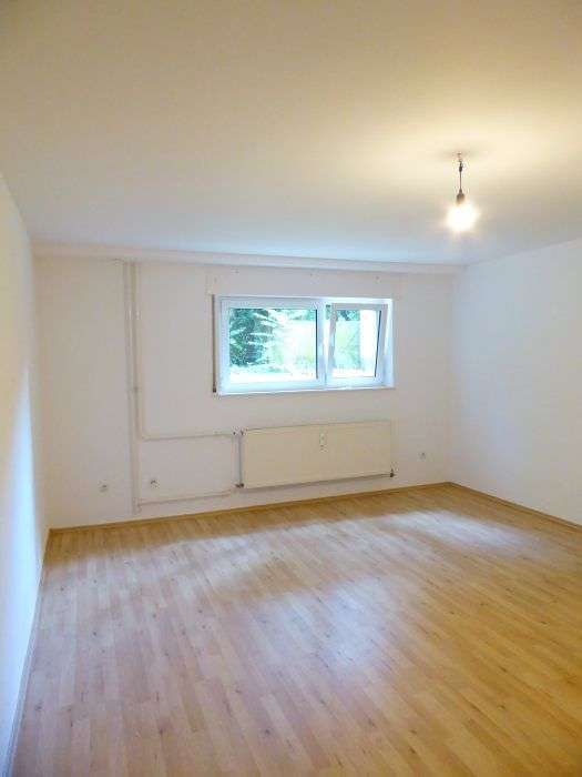 Wohnung zum Mieten in Frankfurt am Main 470 € 26 m²