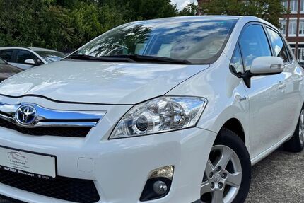 Toyota Auris 72.000 km 8.900 € Frankfurt am Main 60386