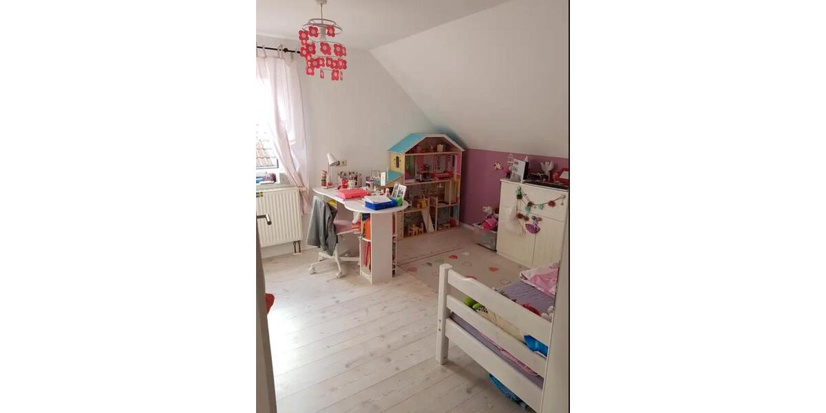 Doppelhaushälfte Gründau - 6 Zimmer, 142 m&sup2;, 460.000&euro; | Angebot:26317042