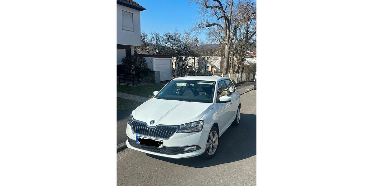 Skoda Fabia 22.230 km 10.999 &euro; Friedrichsdorf 61381