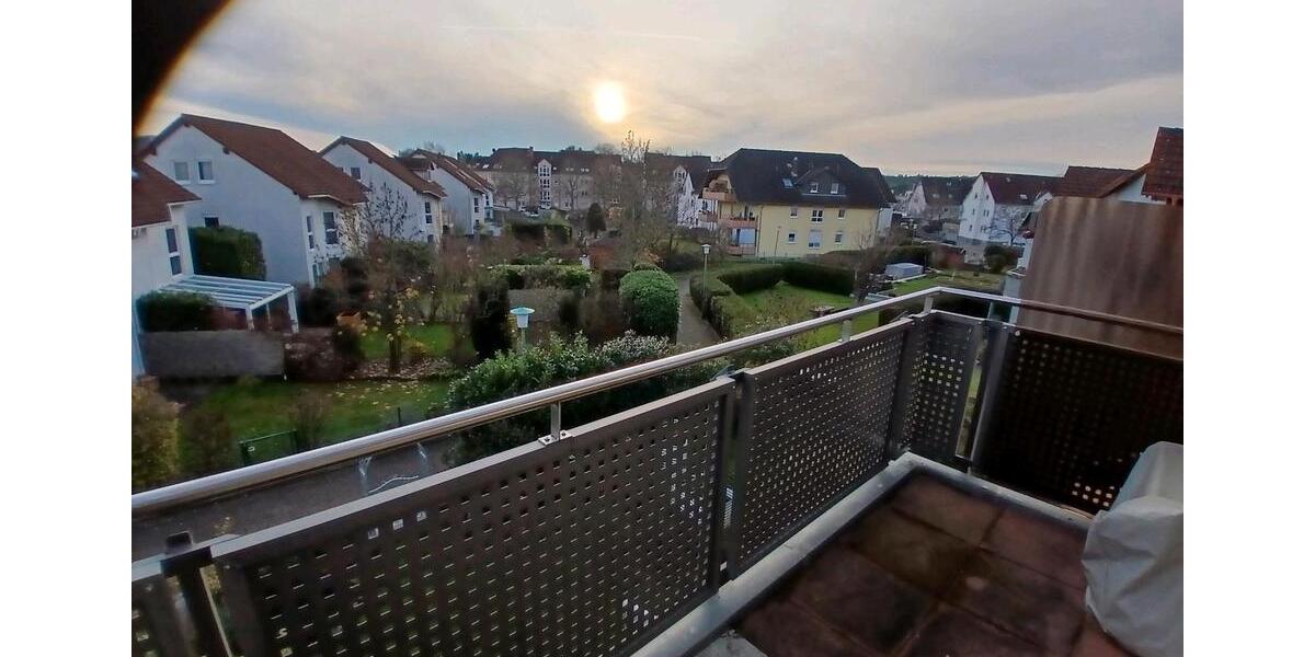 Dachgeschoßwohnung Hanau Groß-Steinheim - 3 Zimmer, 74 m&sup2;, 300.000&euro; | Angebot:24702772