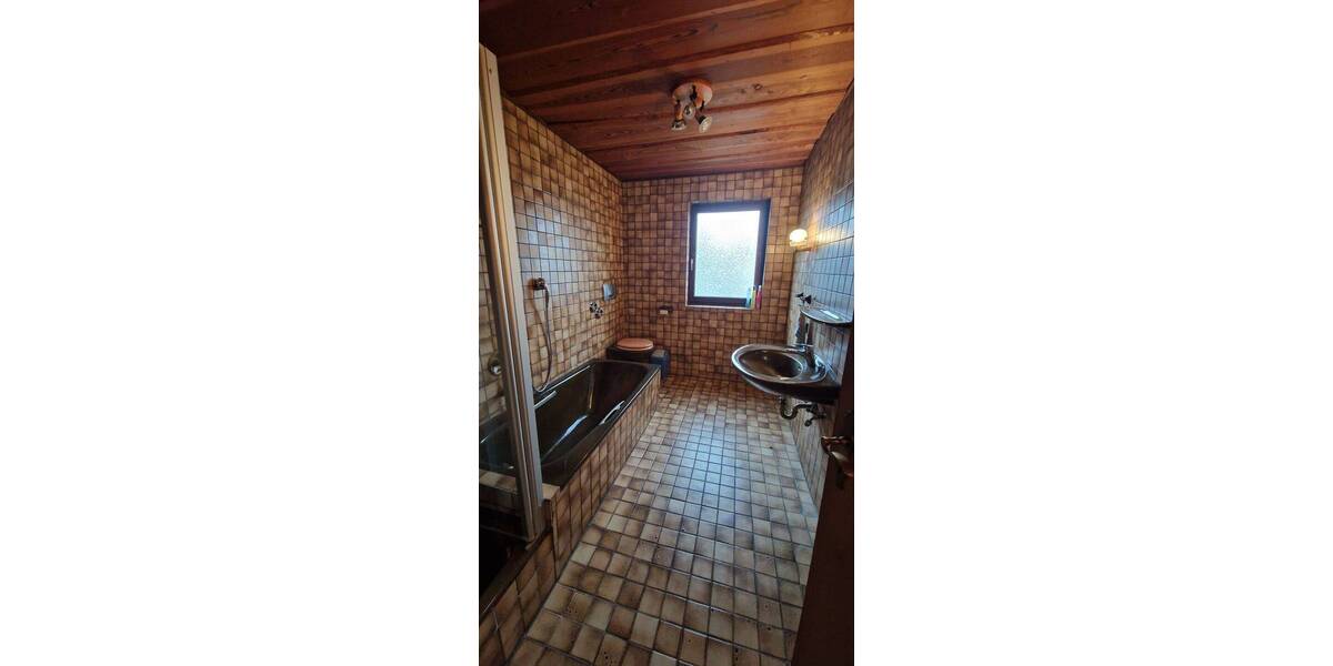 Mehrfamilienhaus, Wohnhaus Großkrotzenburg - 8 Zimmer, 288 m&sup2;, 615.000&euro; | Angebot:26092205
