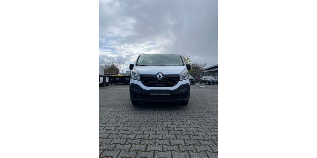 Renault Trafic 119.000 km 8.999 &euro; Maintal 63477