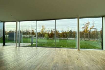 Wohnung zum Mieten in Bad Nauheim 2.400 € 129 m² 4 zimmer