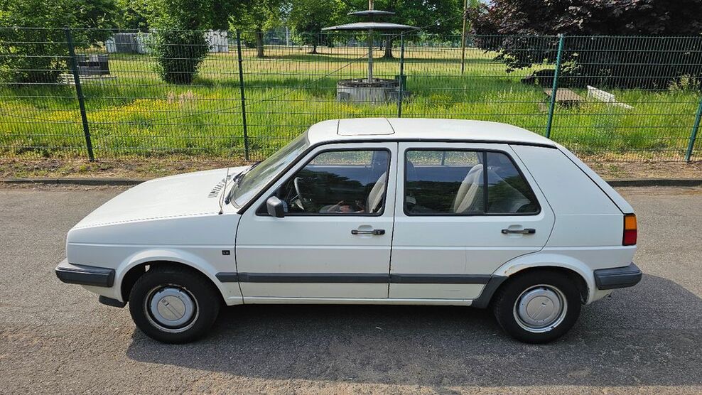 VW Golf 138.000 km 2.350 € Großkrotzenburg 63538
