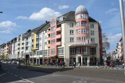 Wohnung zum Mieten in Frankfurt am Main 1.280 € 90.56 m² 3 zimmer