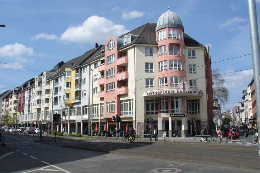 Wohnung zum Mieten in Frankfurt am Main 1.280 € 90.56 m² 3 zimmer