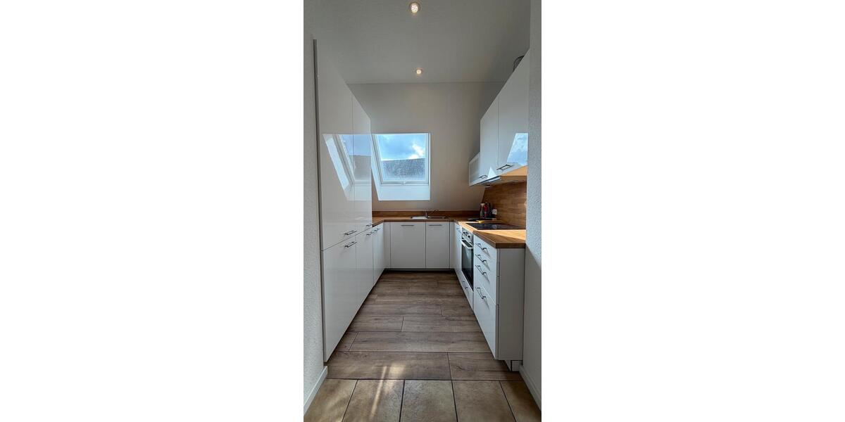 Etagenwohnung Hofheim am Taunus - 3 Zimmer, 88 m&sup2;, 1.540&euro; | Angebot:25407885