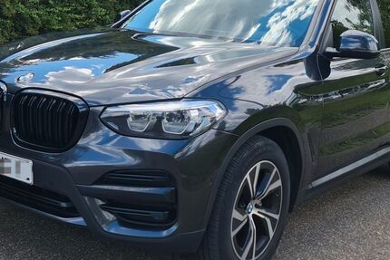 BMW X3 166.918 km 22.700 &euro; Frankfurt am Main 65934