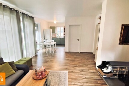 albero:) Erdgeschoss mit 30m² Terrasse + Garten 2 zimmer