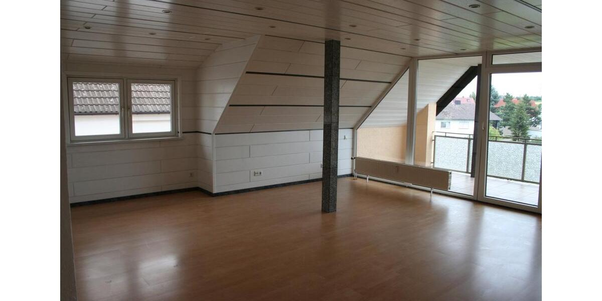 Dachgeschoßwohnung Dreieich - 2 Zimmer, 80 m&sup2;, 1.050&euro; | Angebot:25968053