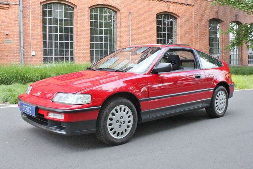 Honda CRX 85.000 km 15.900 € Frankfurt 60386