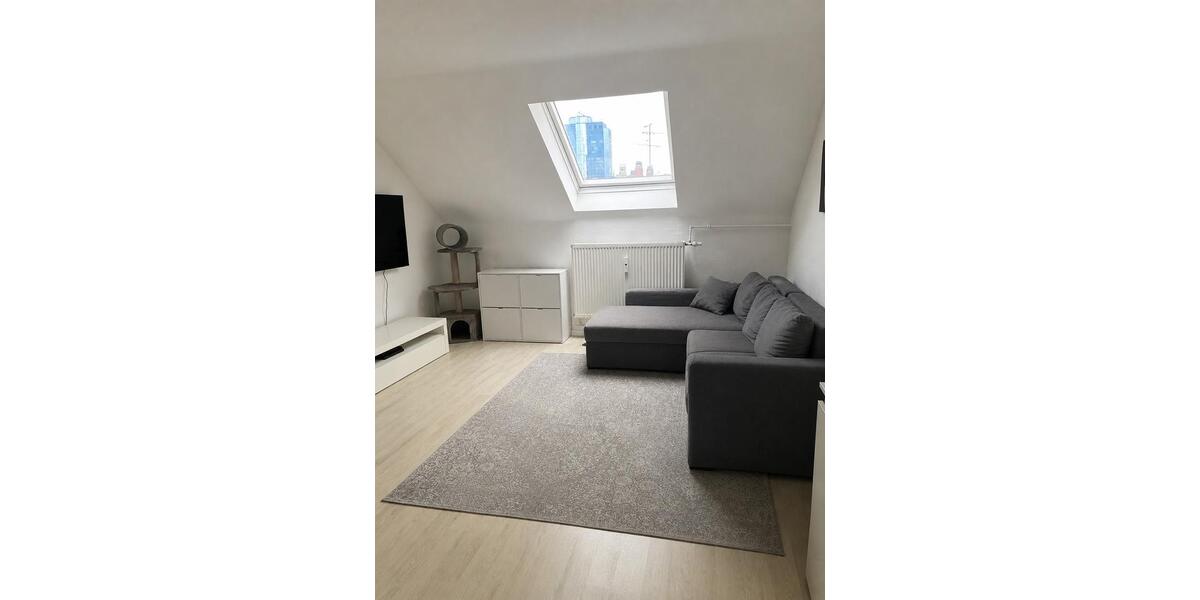 Dachgeschoßwohnung Frankfurt am Main Nordend West - 2 Zimmer, 50 m&sup2;, 830&euro; | Angebot:26463127